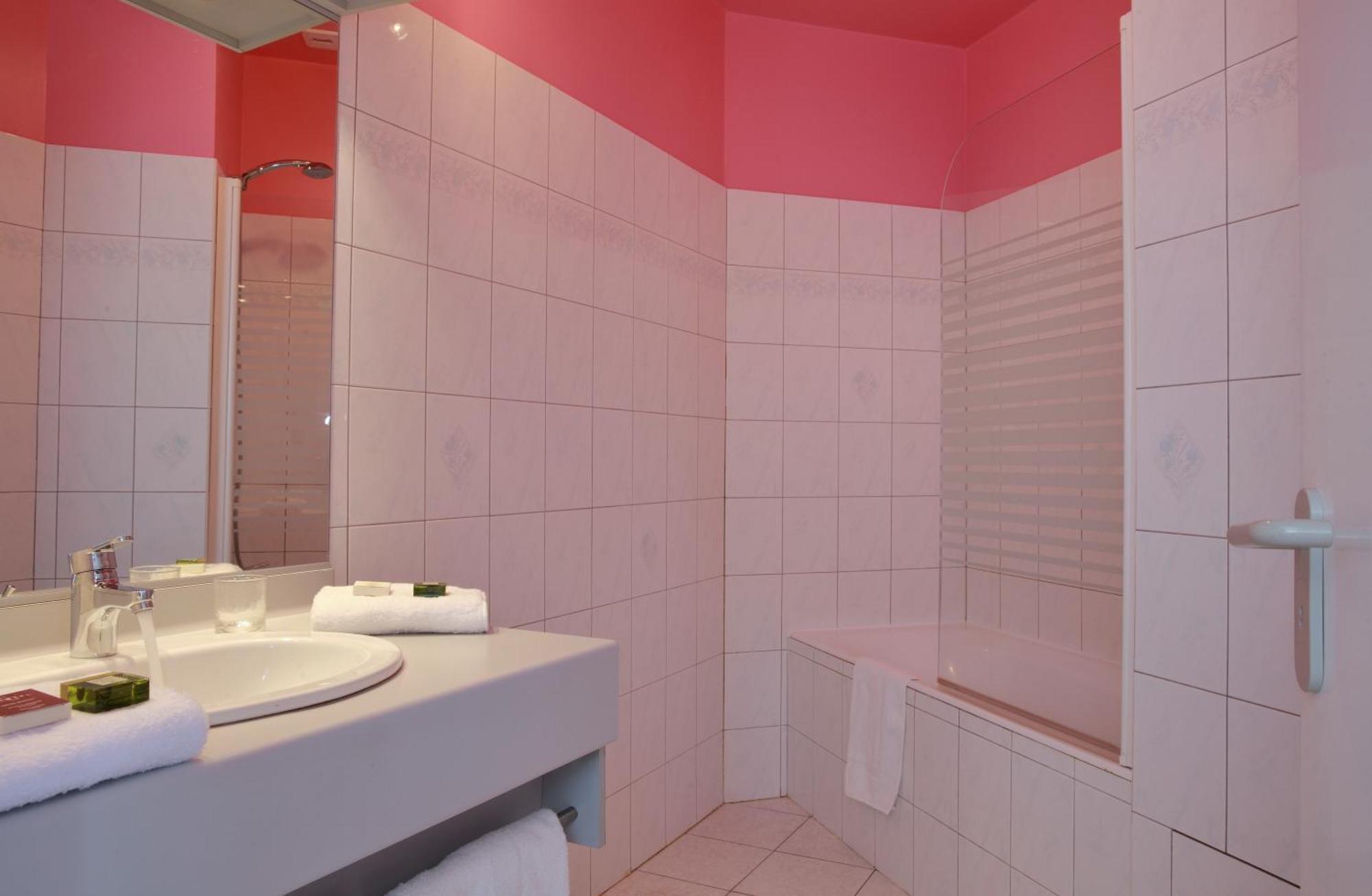 Sure Hotel By Best Western Saint-Quentin Ouest 霍农 外观 照片